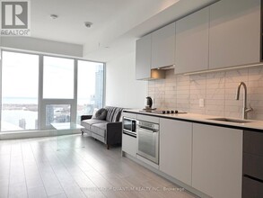 55-4855 Mercer St in Toronto, ON - Building Photo - Building Photo