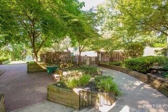 1217 Meadowview Ln, Unit Condo For Rent in Mont Clare, PA - Building Photo - Building Photo
