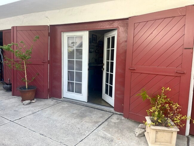 652 Tularosa Dr, Unit #652 .5