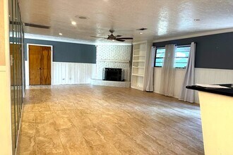 1839 Bethlehem St in Houston, TX - Building Photo - Building Photo