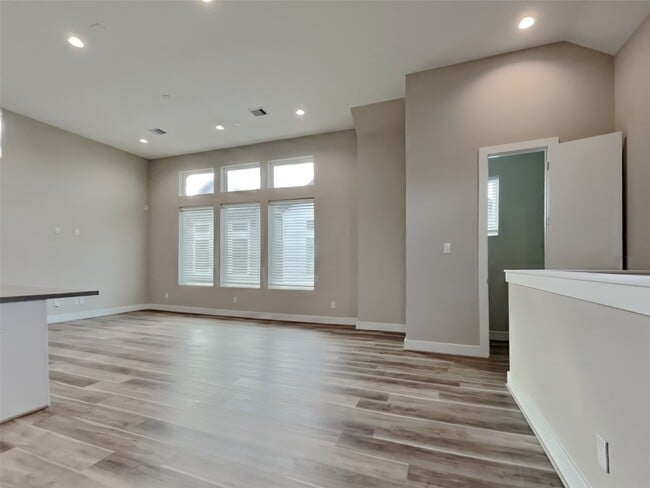 property at 5902 Gardendale Dr