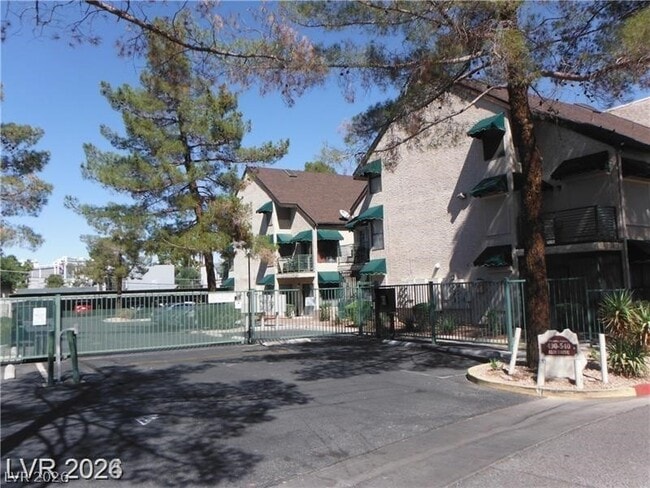 480 Elm Dr in Las Vegas, NV - Building Photo - Building Photo