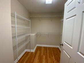 1442 Calgary Way in Bowling Green, KY - Building Photo - Building Photo