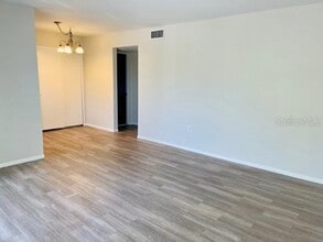 2304 Ringling Blvd in Sarasota, FL - Building Photo - Building Photo