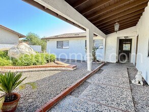 15917 Arena Dr in Ramona, CA - Building Photo - Building Photo