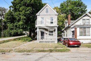 4001 Herron Ave in Cincinnati, OH - Building Photo