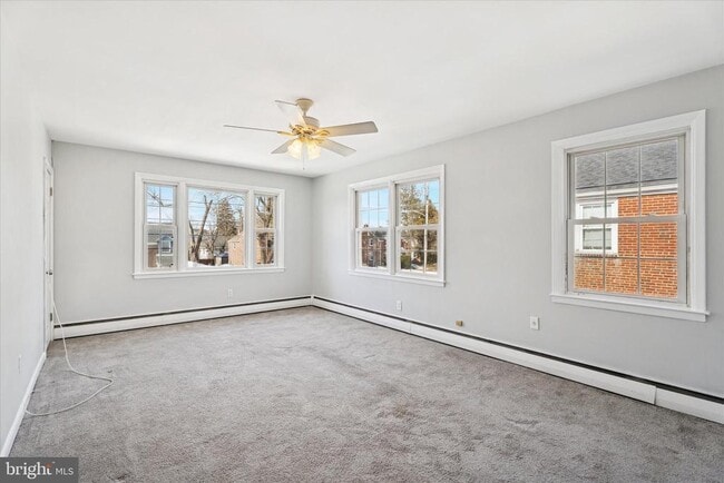 811 Burmont Rd in Drexel Hill, PA - Building Photo - Building Photo