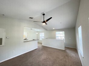 837 Grand Regency Pointe in Altamonte Springs, FL - Building Photo - Building Photo