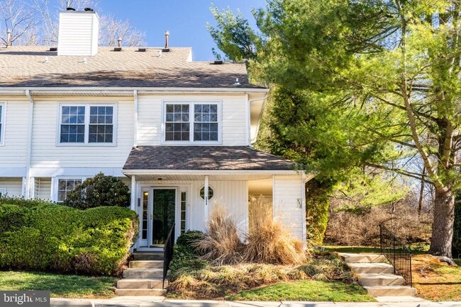 property at 111 Briarcliff Ct