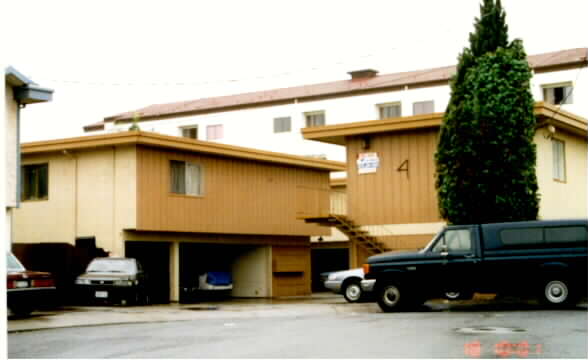 4 Berni Ct in Millbrae, CA - Foto de edificio