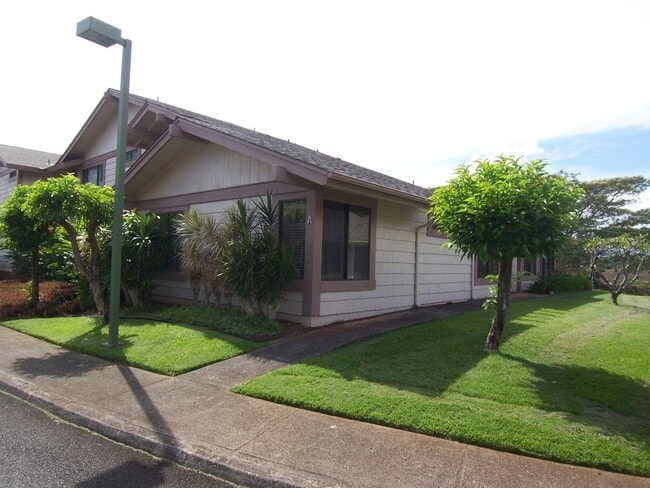 property at 98-1911-1752 Ka?ahumanu St