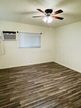 2408 Wulff Ln in Sacramento, CA - Building Photo - Building Photo