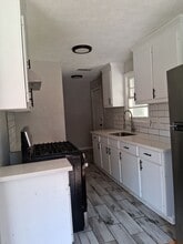 4833 N State St in Jackson, MS - Building Photo - Building Photo