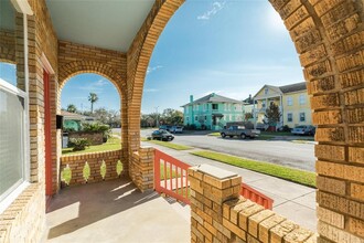 2516 Avenue K in Galveston, TX - Building Photo - Building Photo