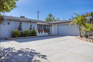 8511 Fensmuir St in San Diego, CA - Building Photo