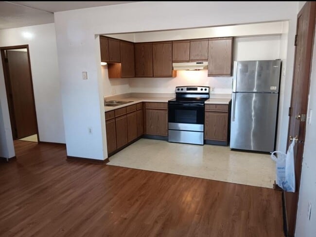 property at 200 S Columbus St