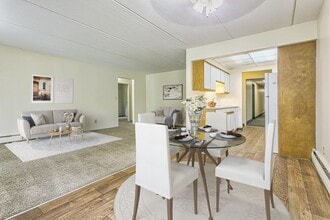 Cherry Court Apartments in White Bear Lake, MN - Building Photo - Building Photo