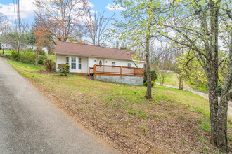9907 Donovan Ln in Knoxville, TN - Building Photo - Building Photo