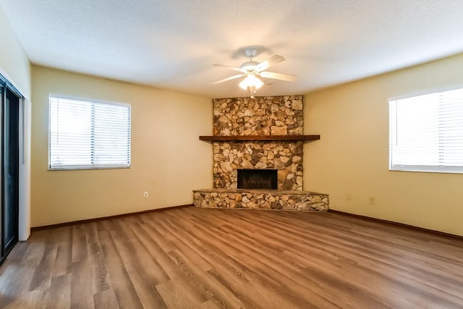 715 Boysenberry Ct in Winter Springs, FL - Building Photo - Building Photo