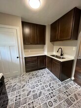 327 Polk St in Waterloo, IA - Building Photo - Building Photo