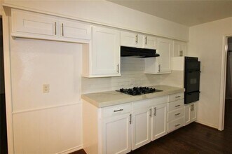 3132 Dorrington Dr in Dallas, TX - Building Photo - Building Photo