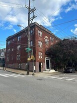 7057 Cresheim Rd in Philadelphia, PA - Building Photo