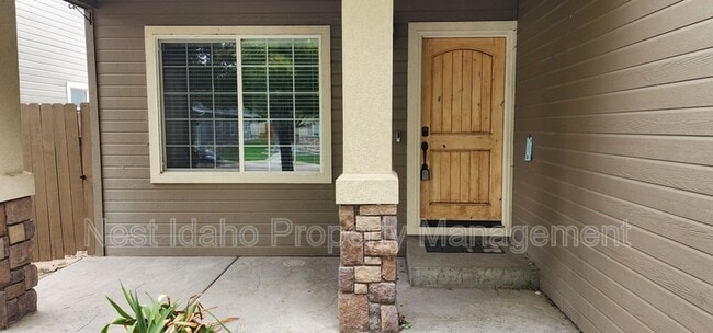 5732 S Kimmer Cove Way in Boise, ID - Building Photo - Building Photo