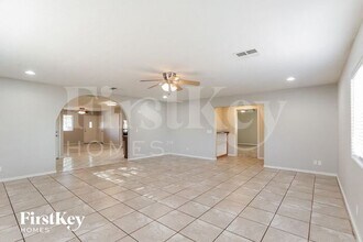 8439 S 9th Pl in Phoenix, AZ - Building Photo - Building Photo