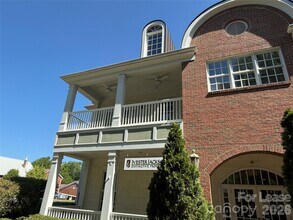 21025 Catawba Ave in Cornelius, NC - Building Photo - Building Photo