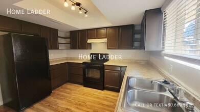 1147 W Drummer Ave in Mesa, AZ - Building Photo - Building Photo