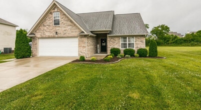 1015 Monticello Pl in Gallatin, TN - Building Photo - Building Photo