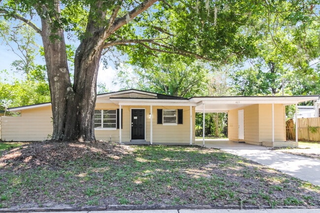 property at 4815 Andromeda Rd