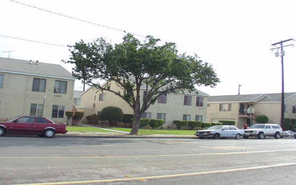 13273-13279 Meyer Rd in Whittier, CA - Building Photo