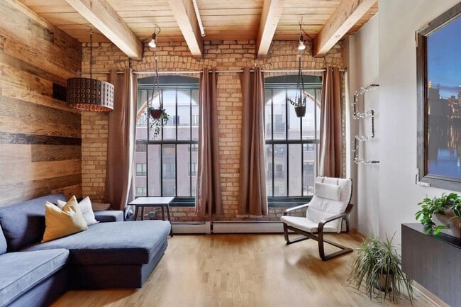 property at 400 N 1st St