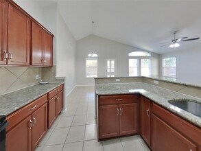 347 Foster Ln in Jarrell, TX - Building Photo - Building Photo