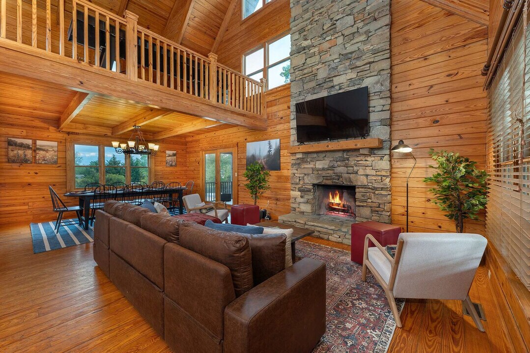 2224 Brevard Rd in Arden, NC - Building Photo