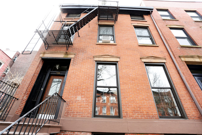 238 Degraw St in Brooklyn, NY - Foto de edificio - Building Photo