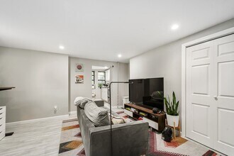 519.5 Manila Ave in Jersey City, NJ - Building Photo - Building Photo