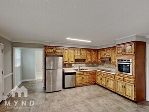 10024 Fireside Ln in Charlotte, NC - Building Photo - Building Photo