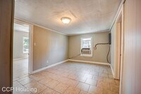 1214 N 44th St photo'