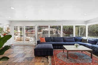 2355 Stormcroft Ct in Westlake Village, CA - Building Photo - Building Photo