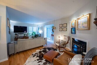 1325 13th St NW in Washington, DC - Building Photo - Building Photo