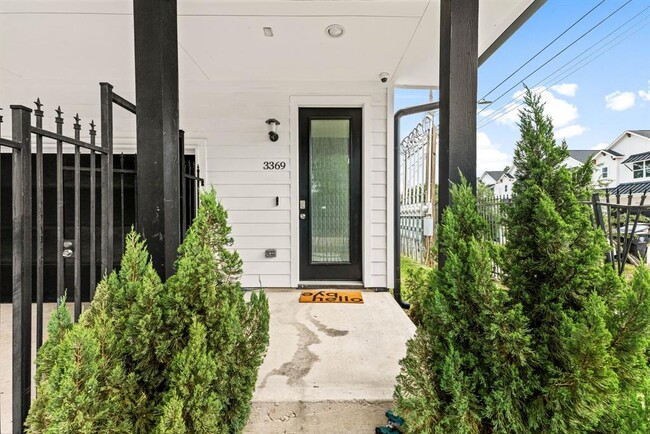 3369 Daphne St in Houston, TX - Building Photo - Building Photo