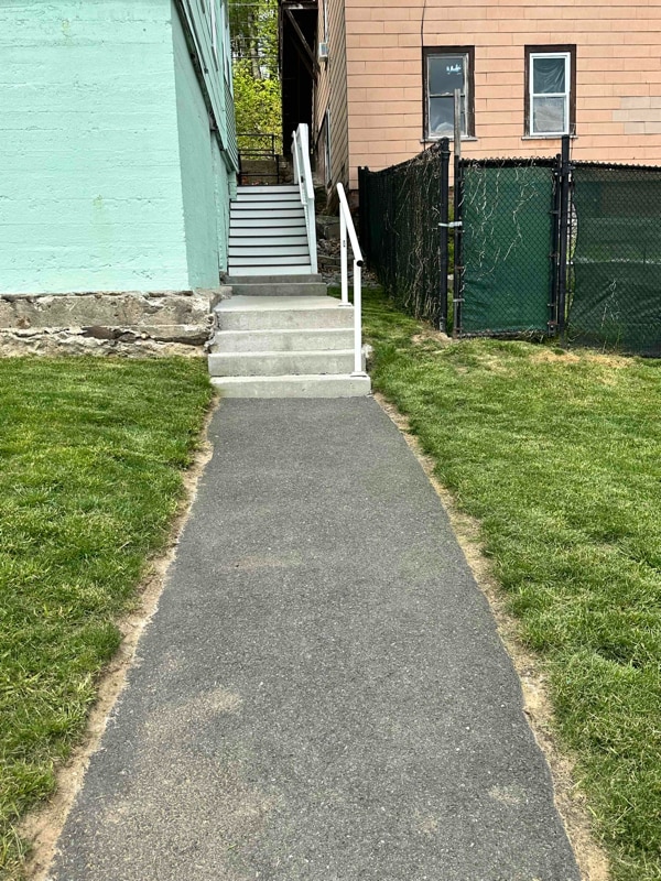 32 Ashburnham Hill Rd in Fitchburg, MA - Building Photo - Building Photo