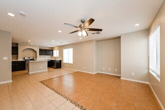 7315 Larix Rd in Las Vegas, NV - Building Photo - Building Photo