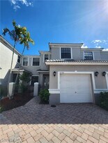 14708 Sutherland Ave in Naples, FL - Building Photo