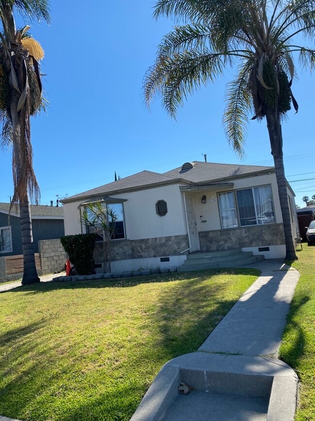 property at 3941 3rd Ave