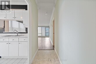 10-3310 Yonge St in Toronto, ON - Building Photo - Building Photo