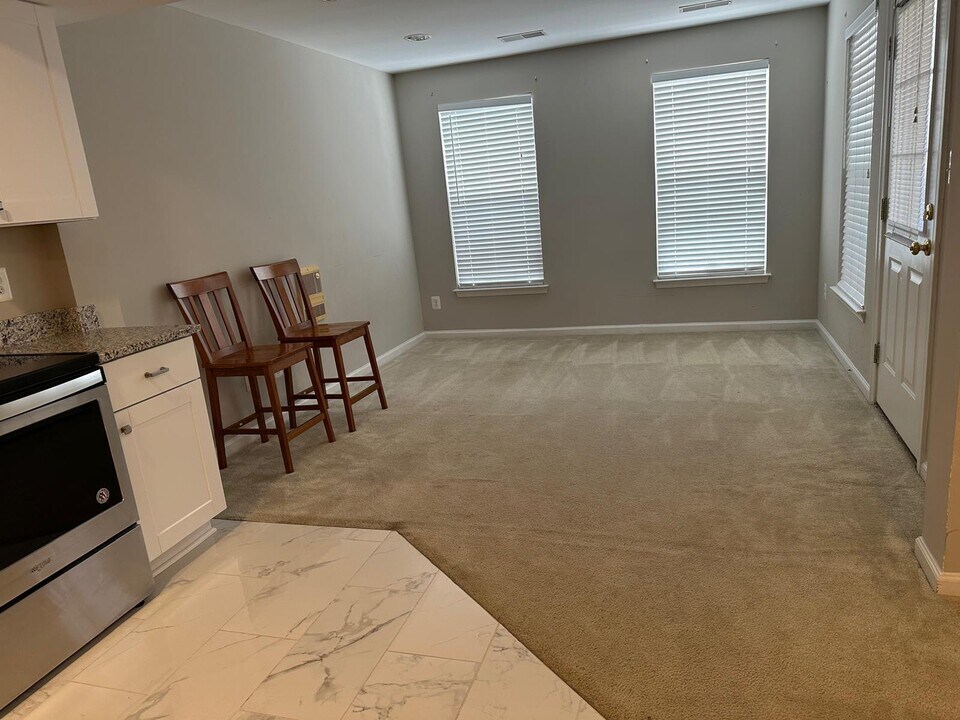 25334 Sweetness Ter, Unit Basement in Aldie, VA - Building Photo