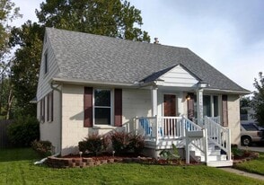 32626 Sheridan St in Garden City, MI - Building Photo